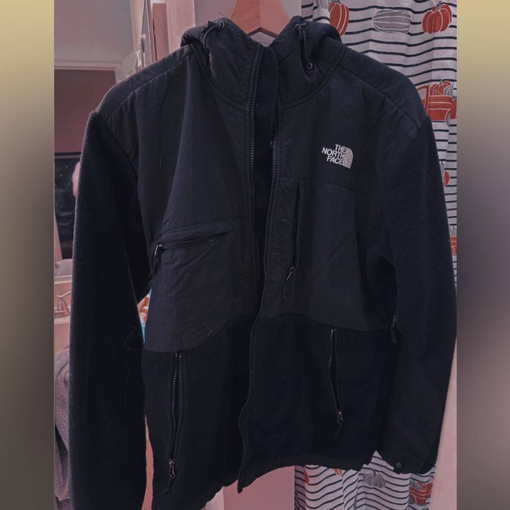 The North Face Men’s hoodie black jacket